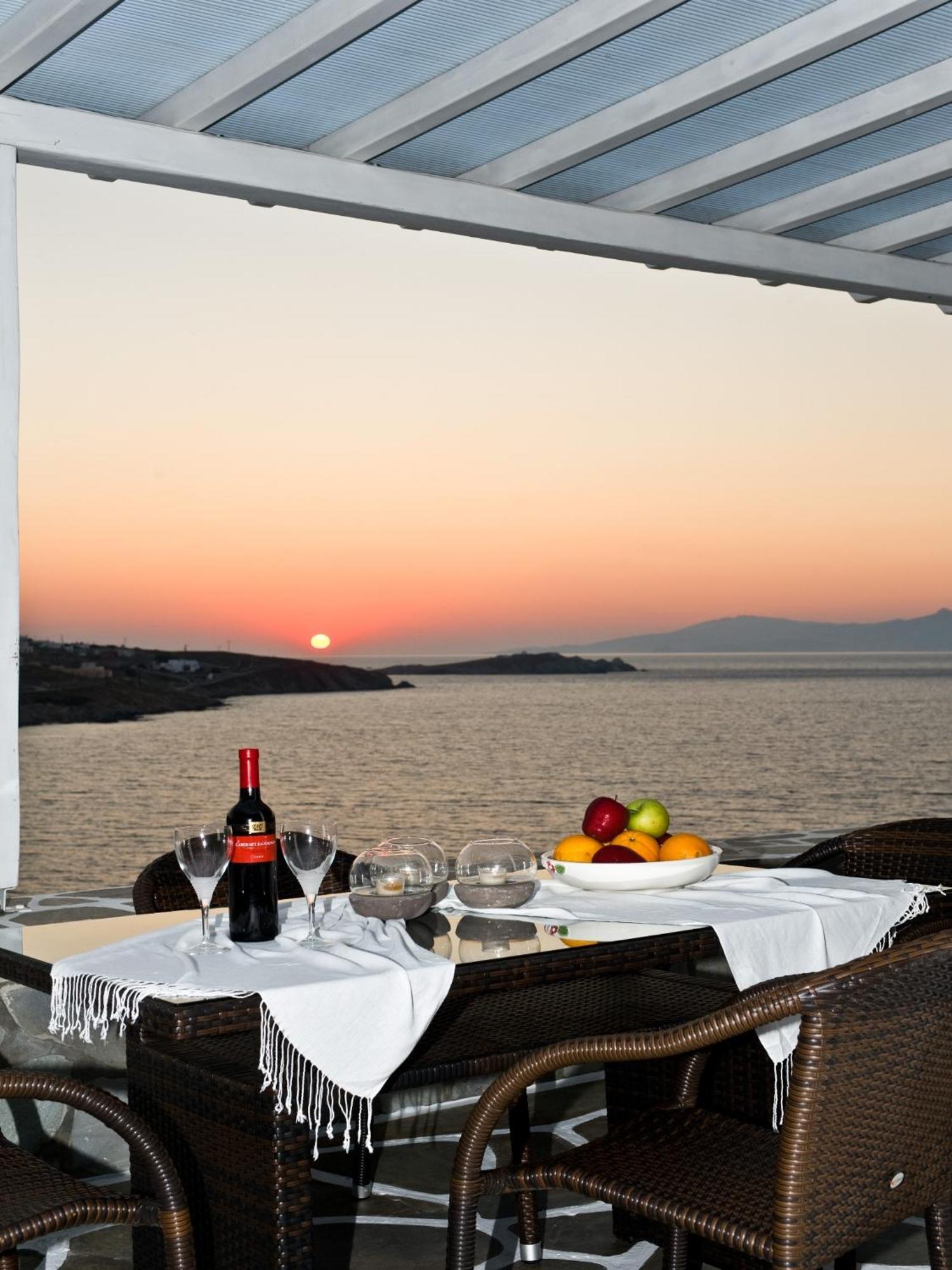 Vana Holidays Ornos  Buitenkant foto