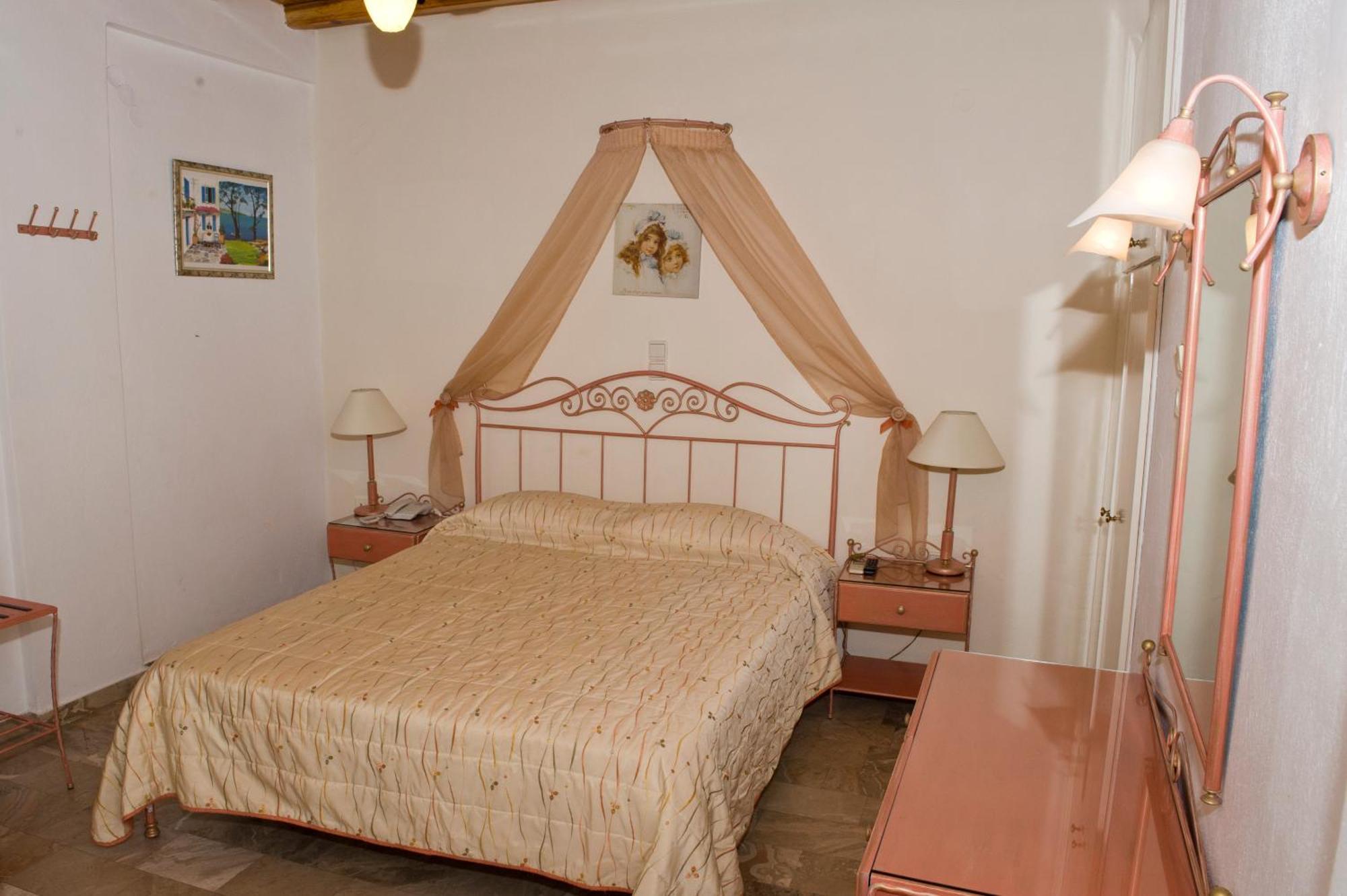 Vana Holidays Ornos  Kamer foto