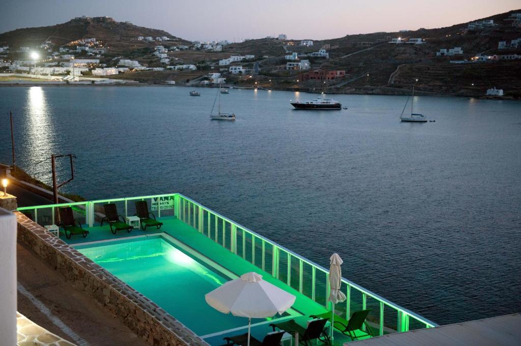 Vana Holidays Ornos  Buitenkant foto
