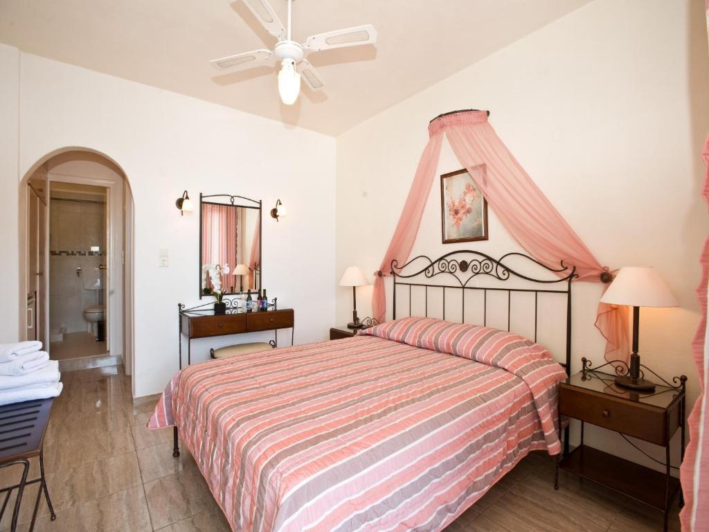 Vana Holidays Ornos  Kamer foto